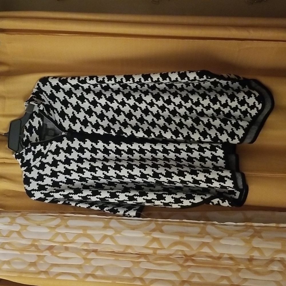 Prewick Moore Cape
